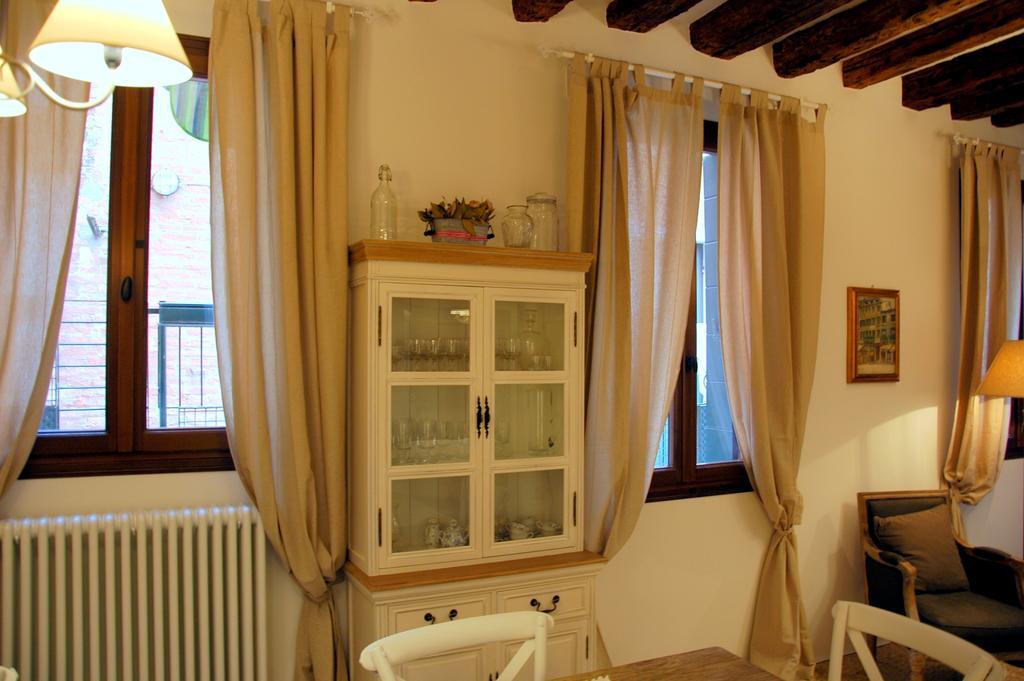 Romantic Rialto Venise Chambre photo